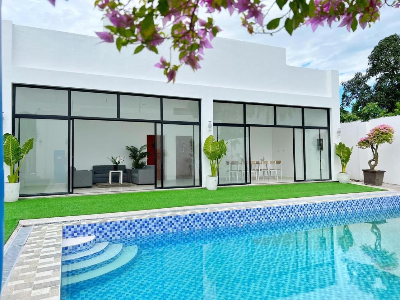Grand Palmera Hotel General Santos City Ngoại thất bức ảnh